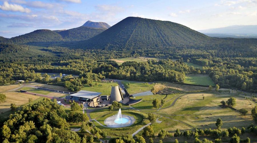 Vulcania: Tout savoir sur le Parc à thème au cœur des Volcans d’Auvergne
